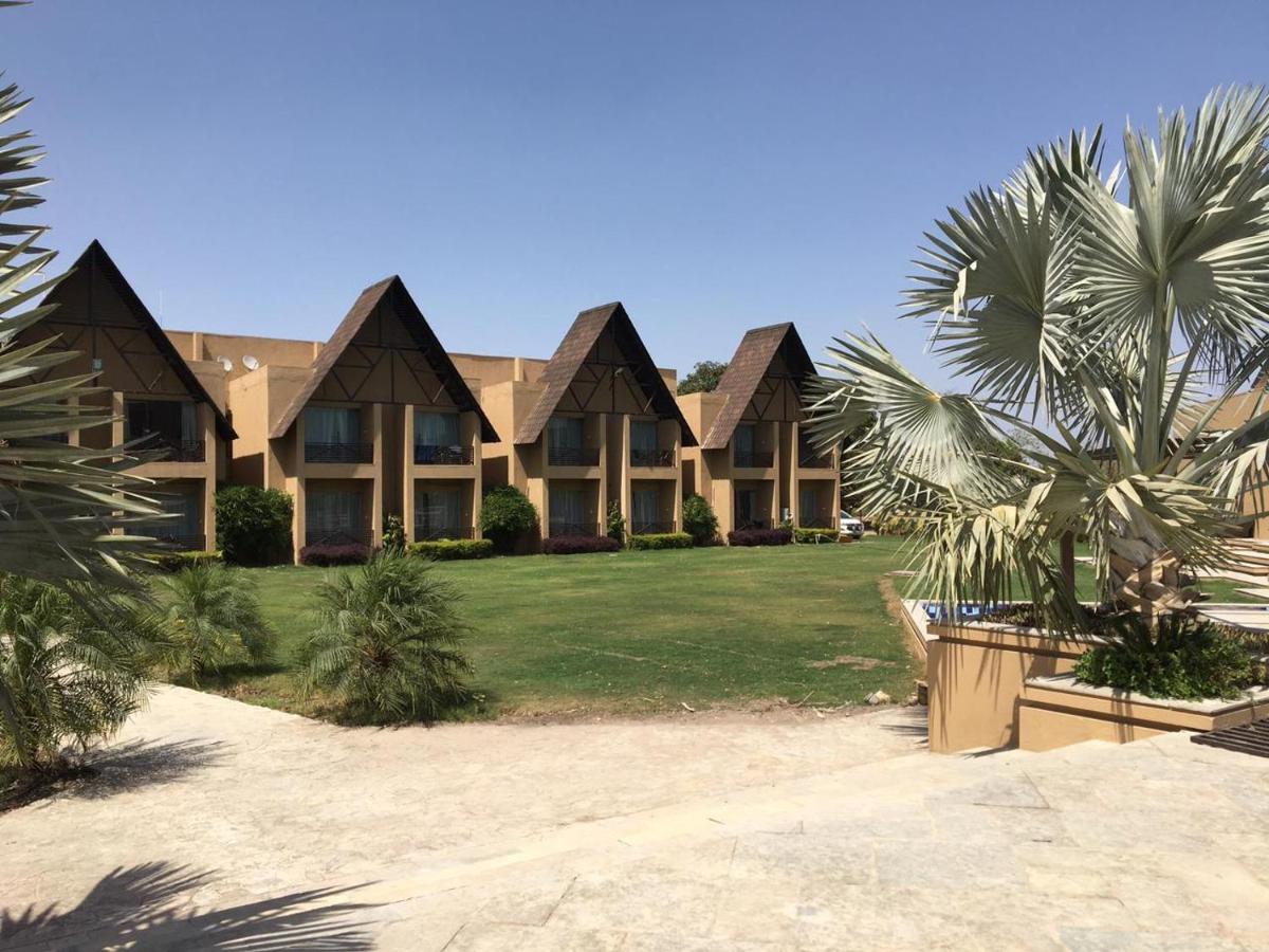 Hotel Jagira Ananta Elite , Sasan Gir à Chitrod Extérieur photo