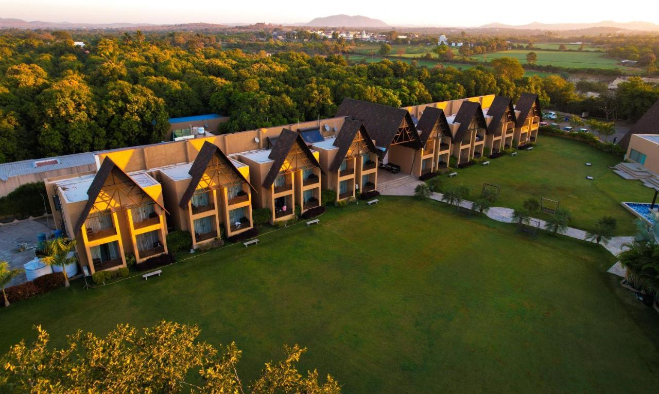 Hotel Jagira Ananta Elite , Sasan Gir à Chitrod Extérieur photo